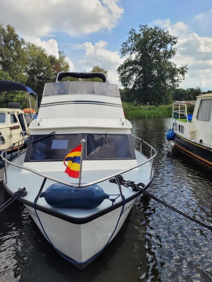 Boat & Breakfast Bed and breakfast *