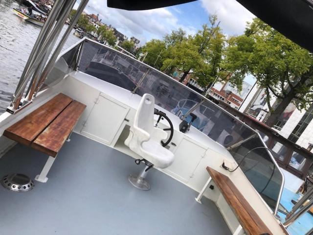 Boat & Breakfast Bed and breakfast *